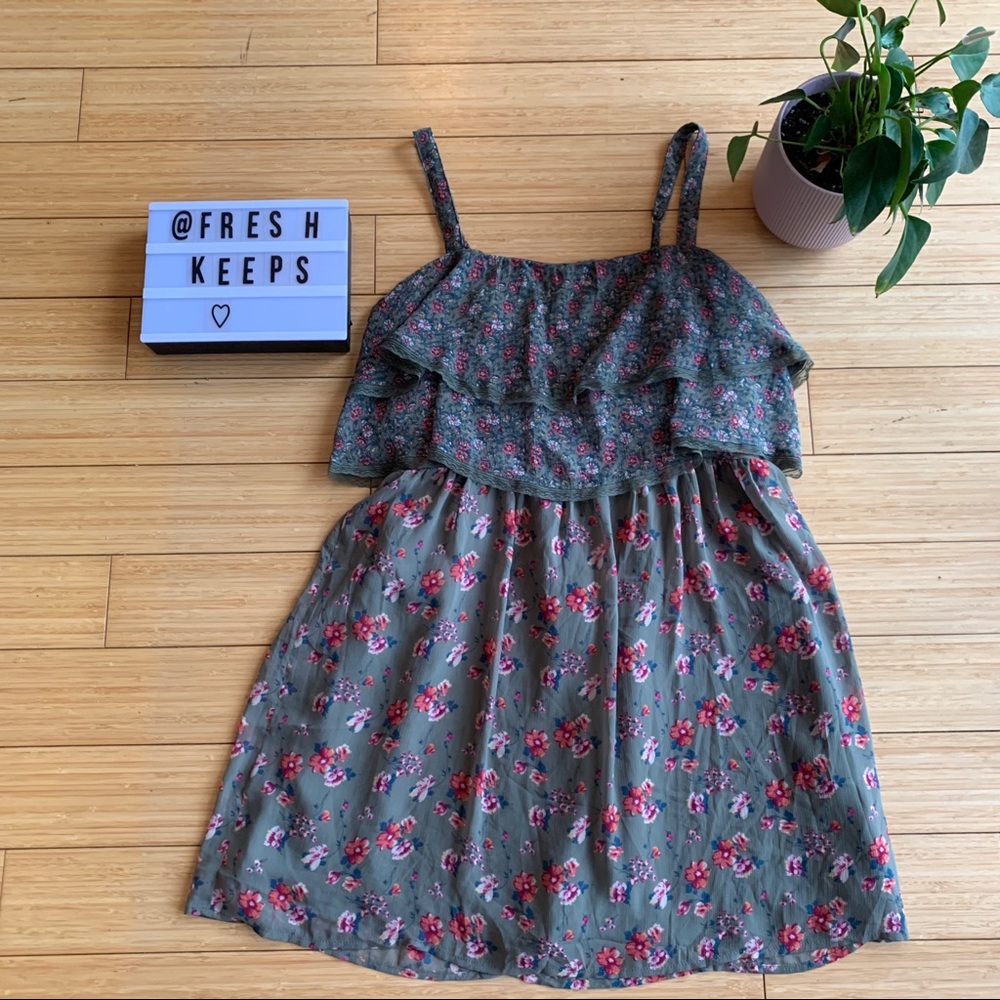 Tiered ruffle flowy floral sundress Hollister
